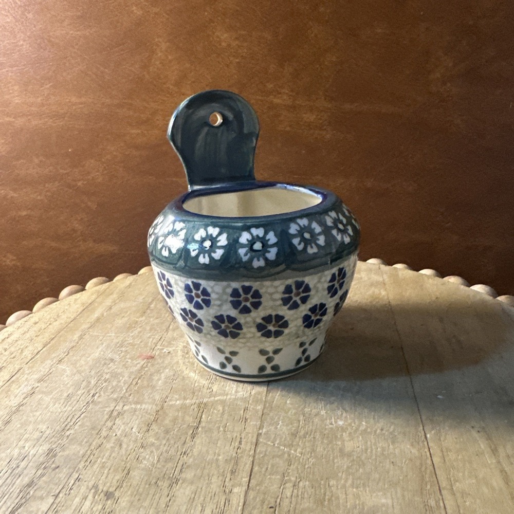 Boleslawiec polish pottery "Country" Bubble Wall Pocket